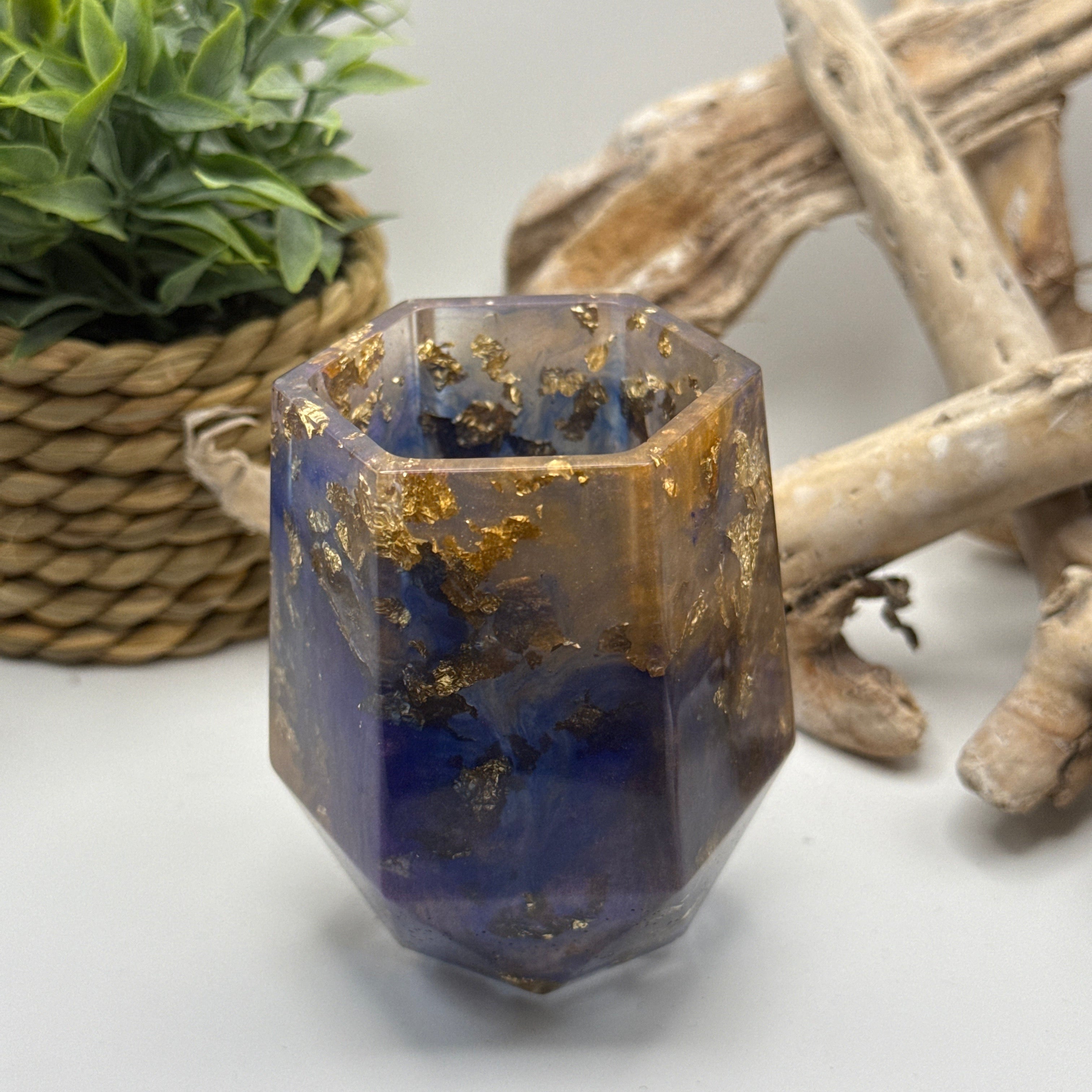 Small Pen Pot